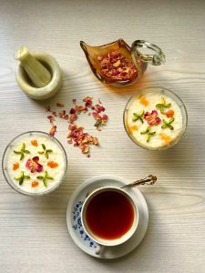 خواص گل محمدی و گلاب در غذاهای ایرانی