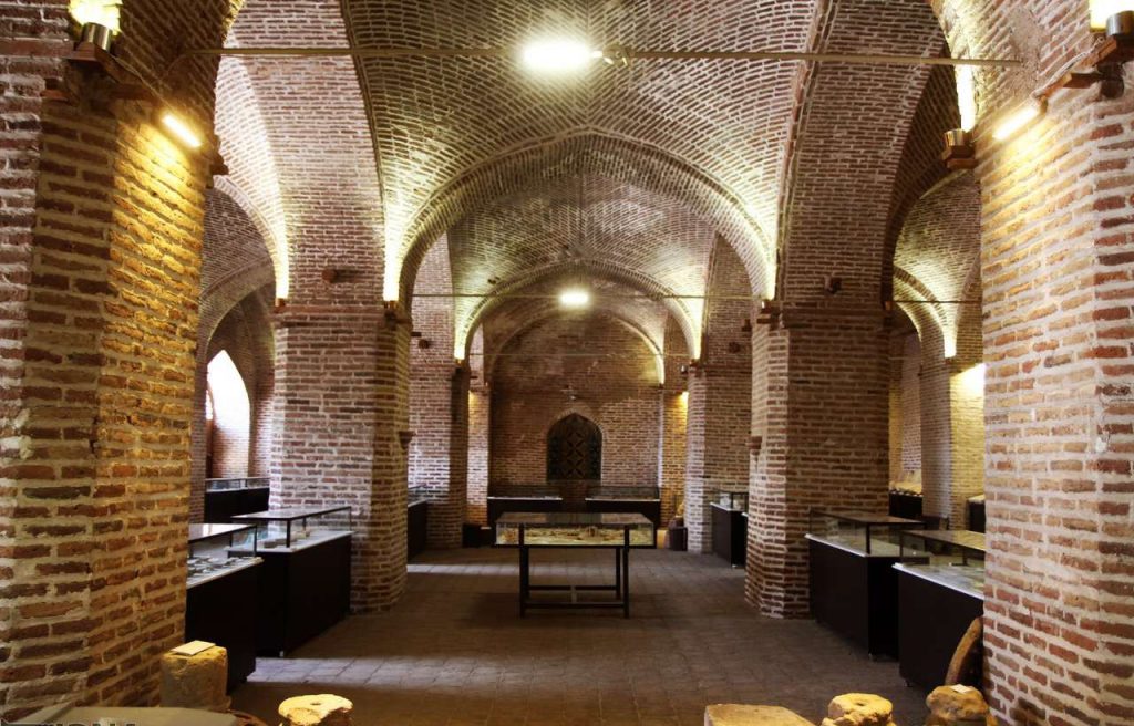 موزه سنگ و سفال مسجد جامع قزوین